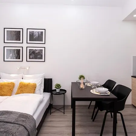 Charming At Downtown Apartmán *