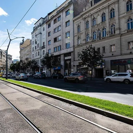 Appartement Charming At Downtown *