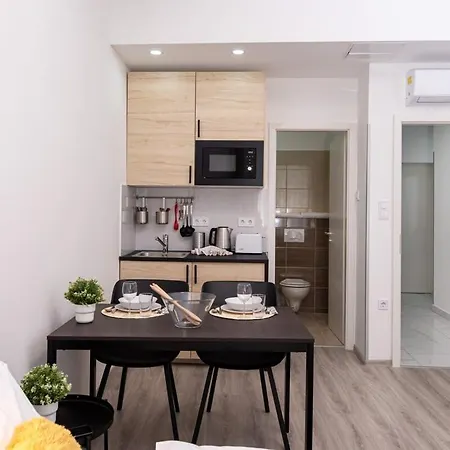 Charming At Downtown Apartmán