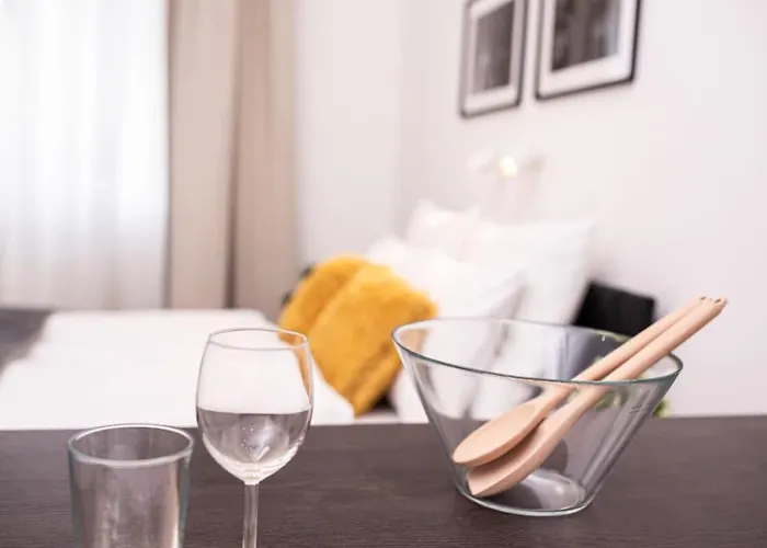 Charming At Downtown *