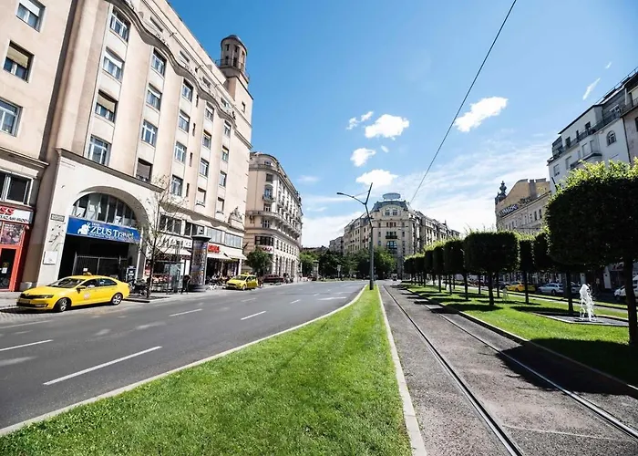 Charming At Downtown